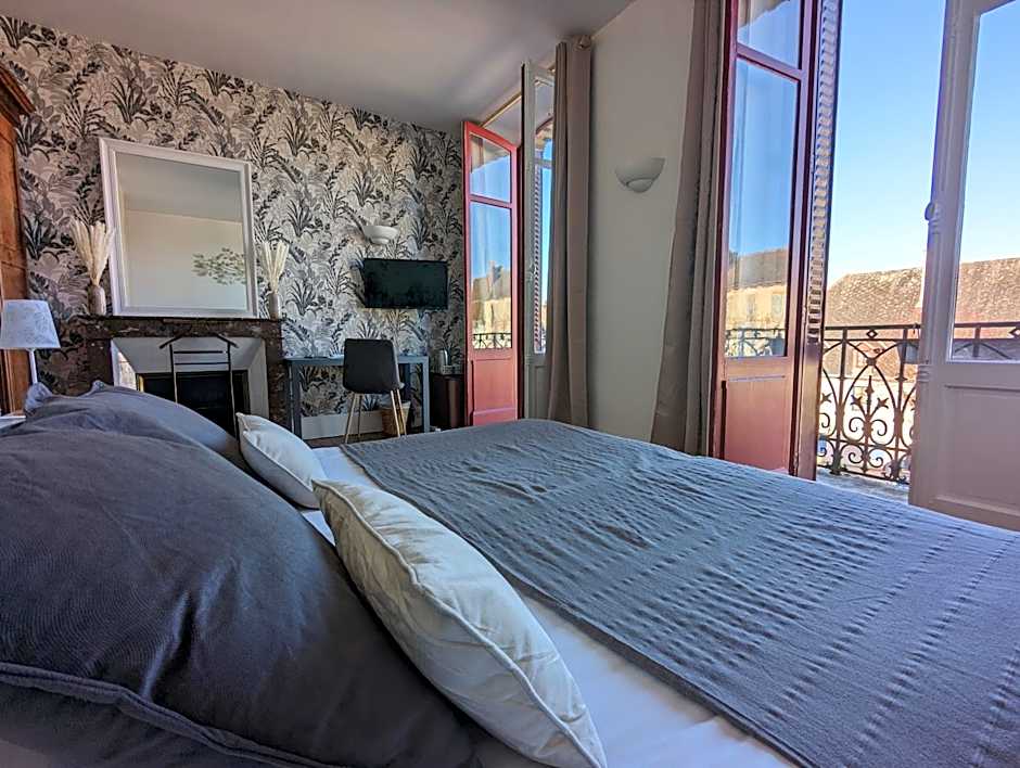 Logis Hotel La Tourelle du Beffroi