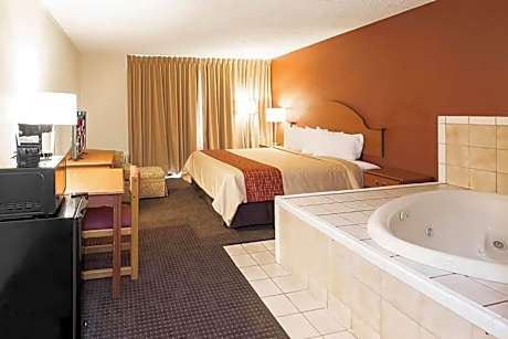 Deluxe King Room - Non-Smoking