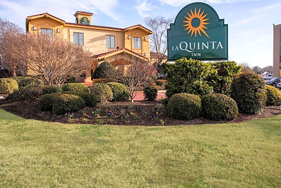 La Quinta Inn & Suites by Wyndham Norfolk Virginia Beach