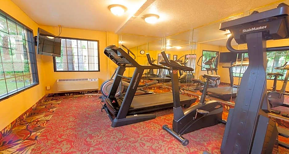 Clarion Hotel Bakersfield North