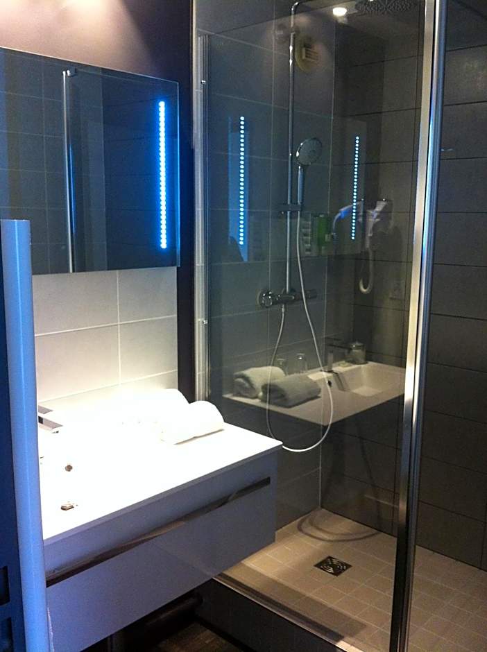 Golf Hotel Colvert - Room Service Disponible