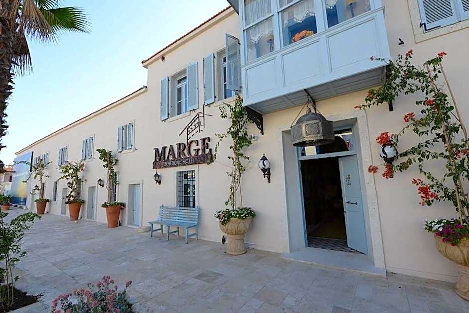 Marge Hotel