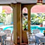 Solimar Inn Suites