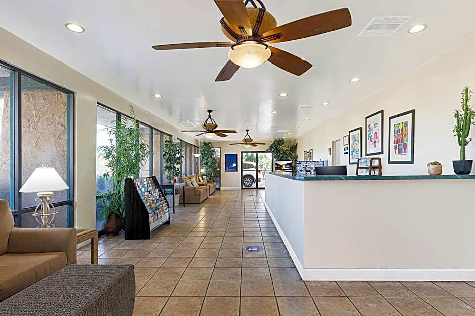 Travelodge by Wyndham Palm Springs