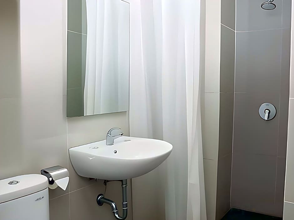 Liberta Hotel Grand Sayang Makassar