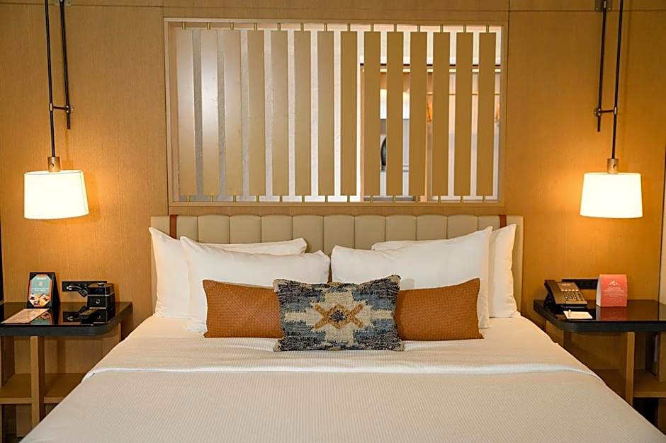 Orchards Inn