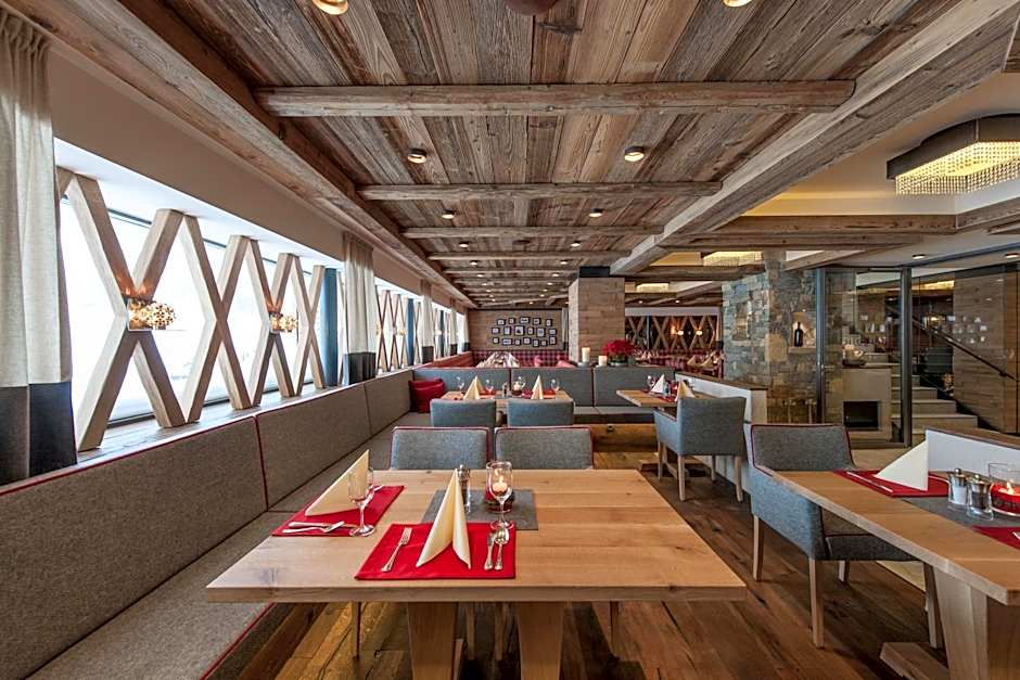 Superior Hotel Edelweiss