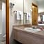 Travelodge by Wyndham Wellington