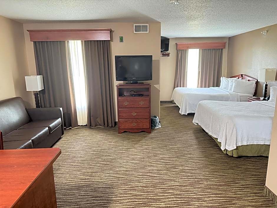 GrandStay Residential Suites Hotel - Eau Claire
