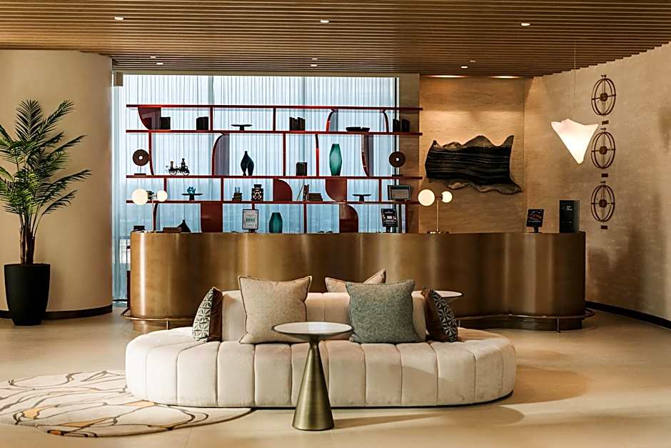 Pullman Jumeirah Lakes Towers Hotel and Residence