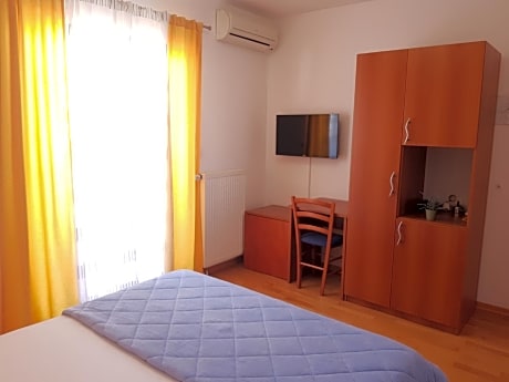 Double Room with Balcony and Sea View