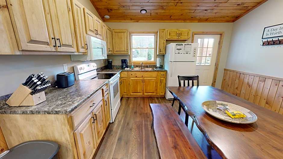 Rough Cut Lodge