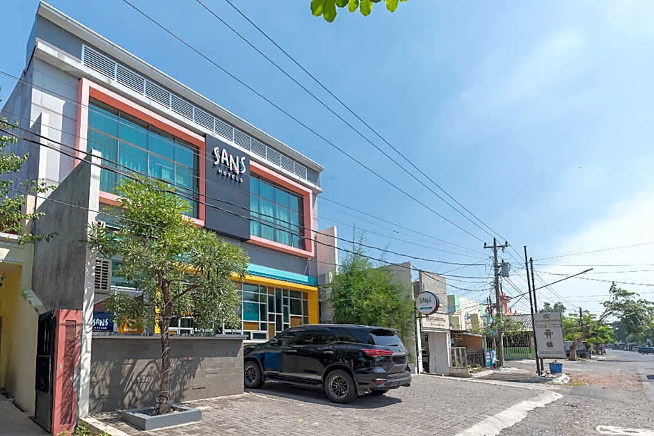 Sans Hotel Good Wish Semarang