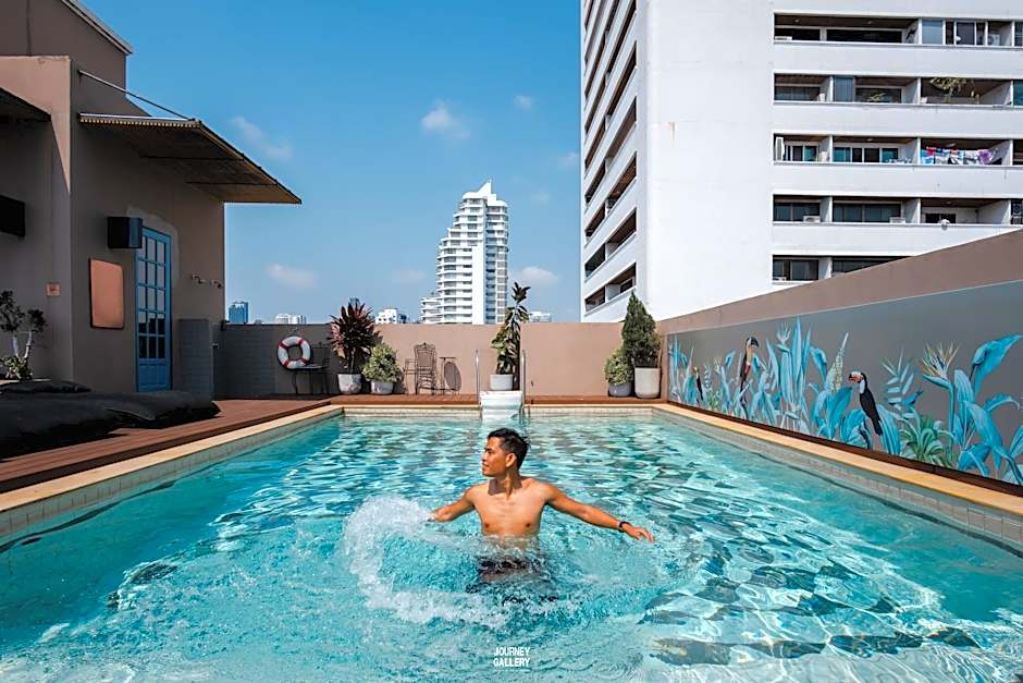 THEA Private Suites by TH District