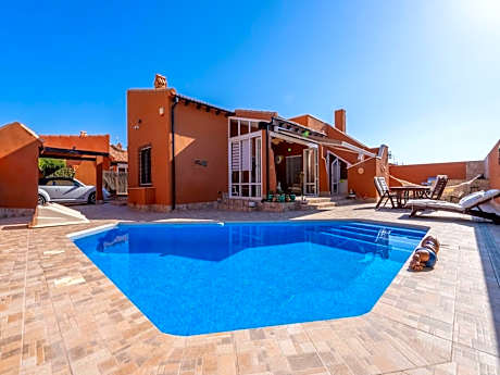 Villa in Fortuna with Private Pool