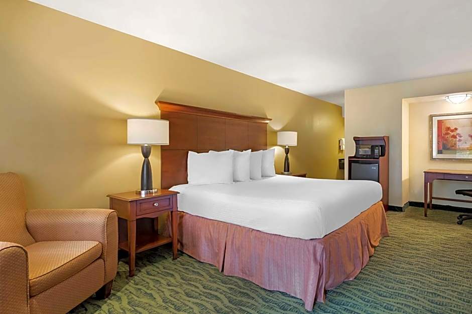 Photo 1 of 26 of Best Western McAllen Medical Center