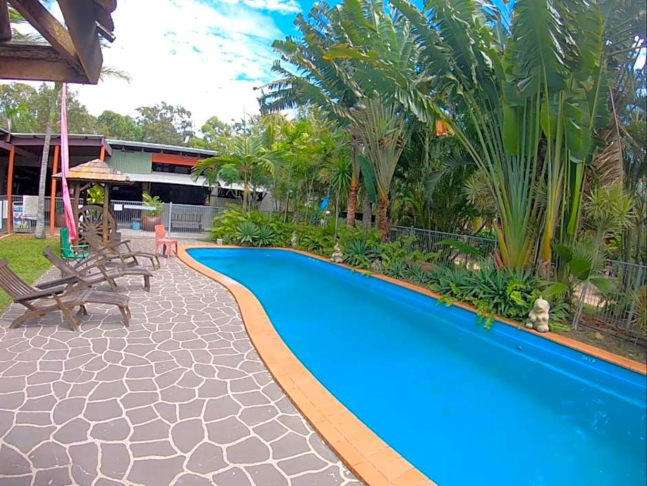 1770 Southern Cross Travellers Retreat