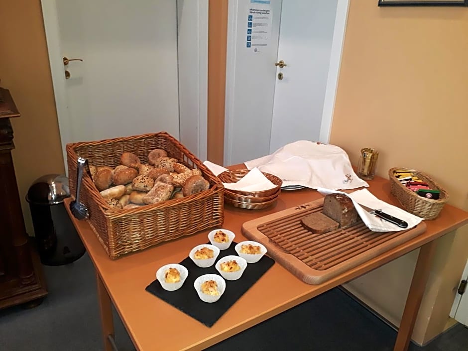 Hotel Garni am Markt - Businesshotel - Frühstücksbuffet - Fahrradabstellplatz - Hunde willkommen
