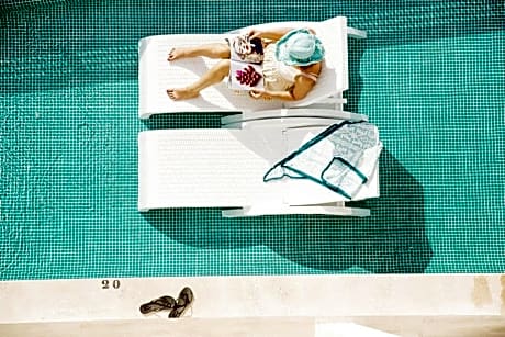 Superior Room - Swim Up