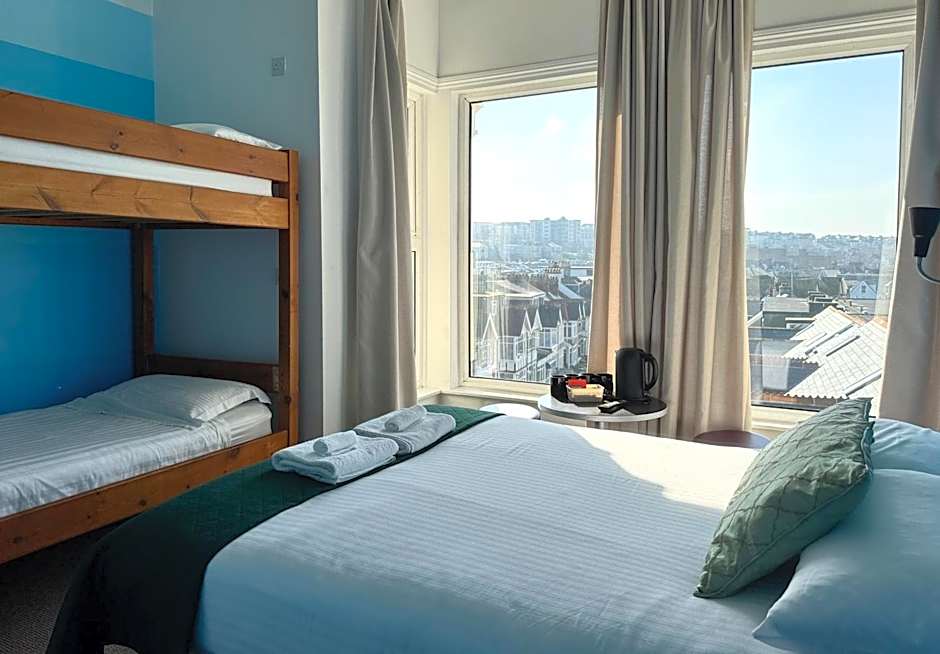 Reef Lodge