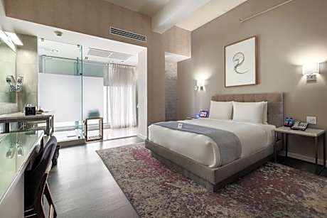 Queen Room - Disability Access