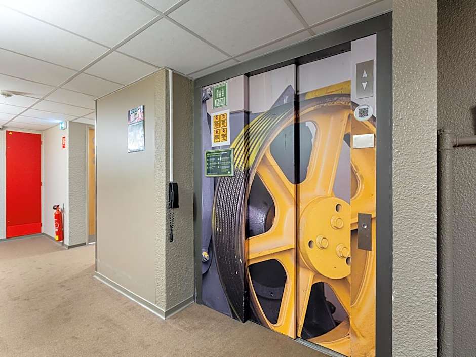 B&B HOTEL Orléans Nord Saran