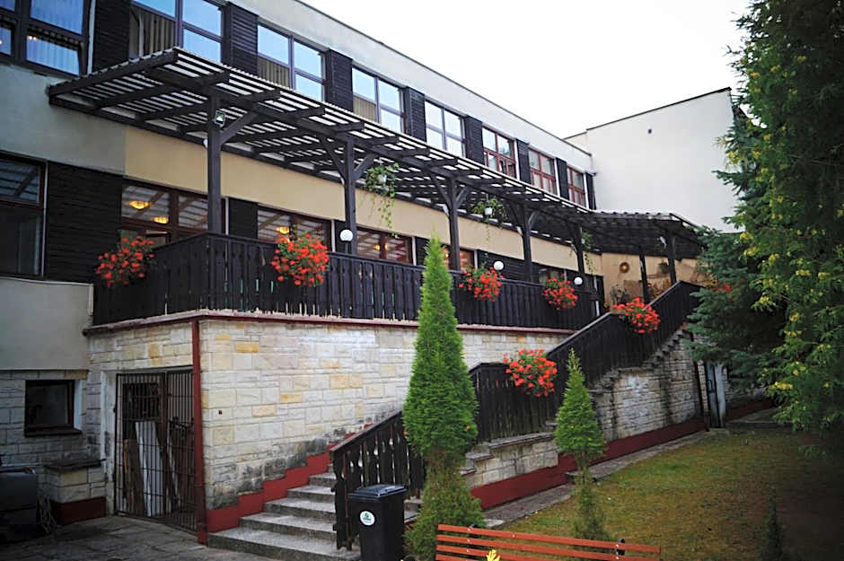 OW Inter Piast Kalbornia - z własną plażą z kąpieliskiem i przystanią