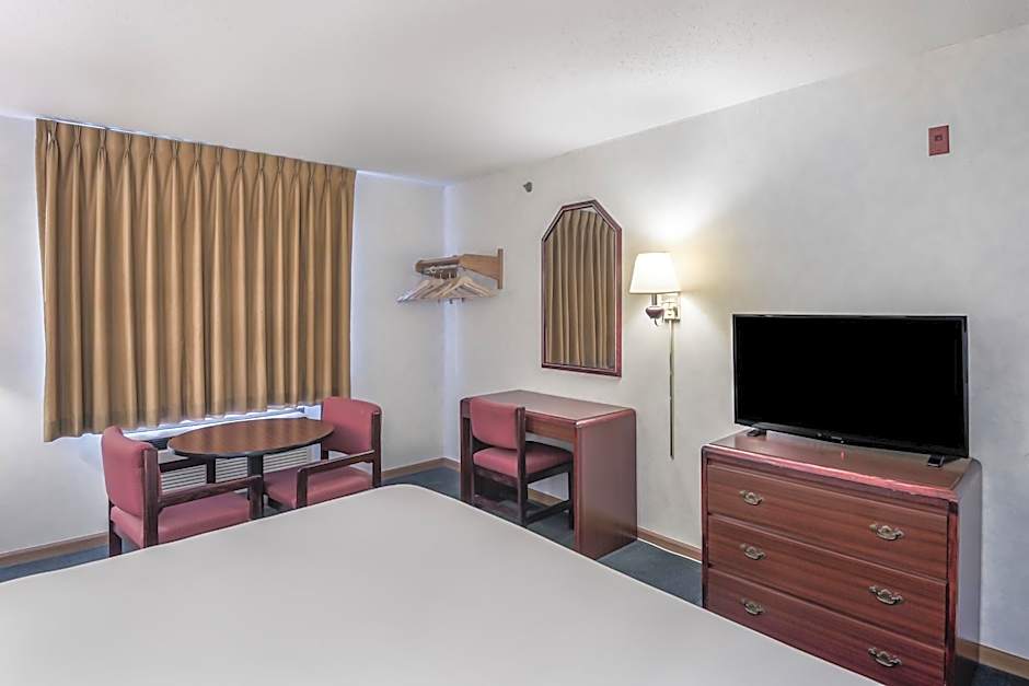 Americas Best Value Inn Wenona