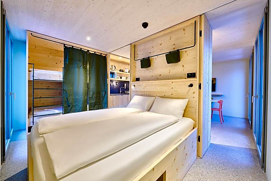 Photo 1 of 15 of Deluxe Apartment