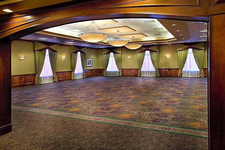 Embassy Suites By Hilton Hotel Kansas City-International Airport