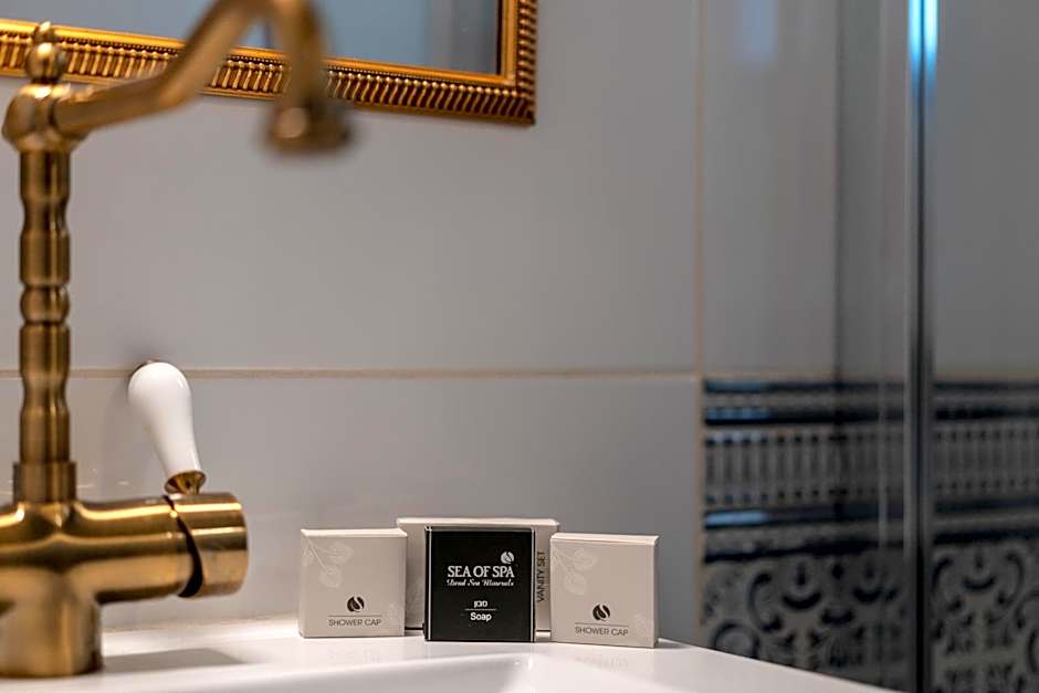 Arabesque Arts & Residency