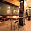 Hotel Lincoln Lounge
