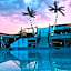 Surfcomber Motel