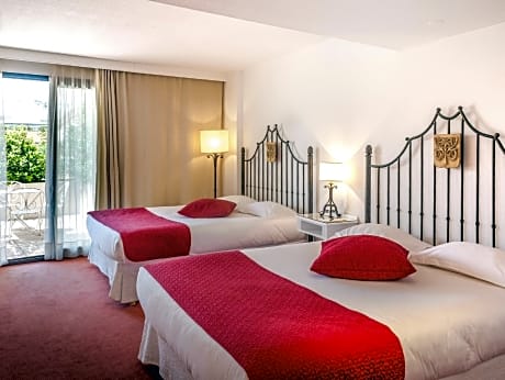 Superior 2 Double Beds