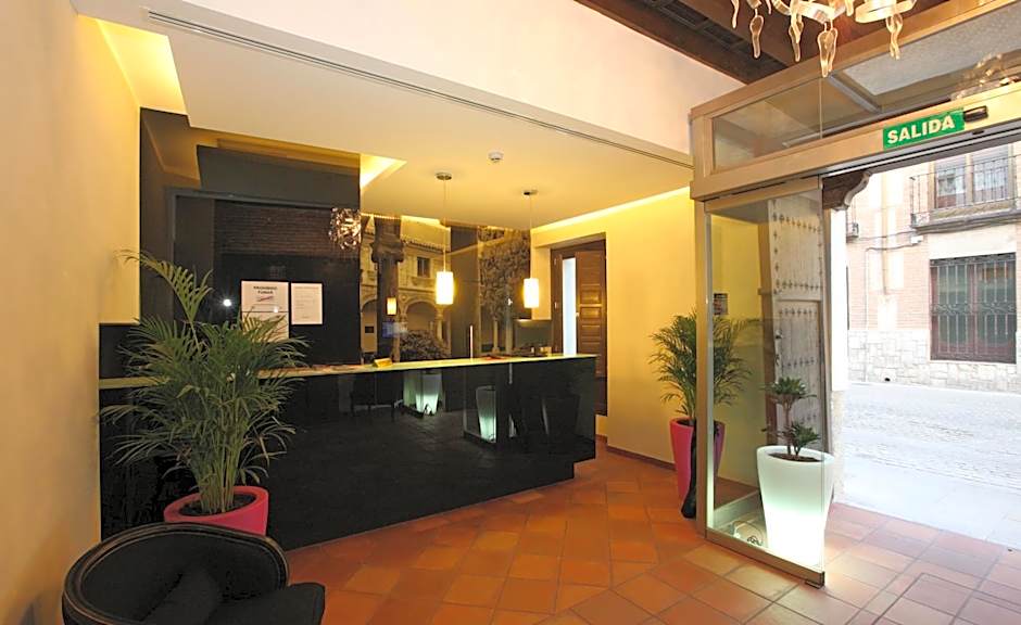 Evenia Alcala Boutique