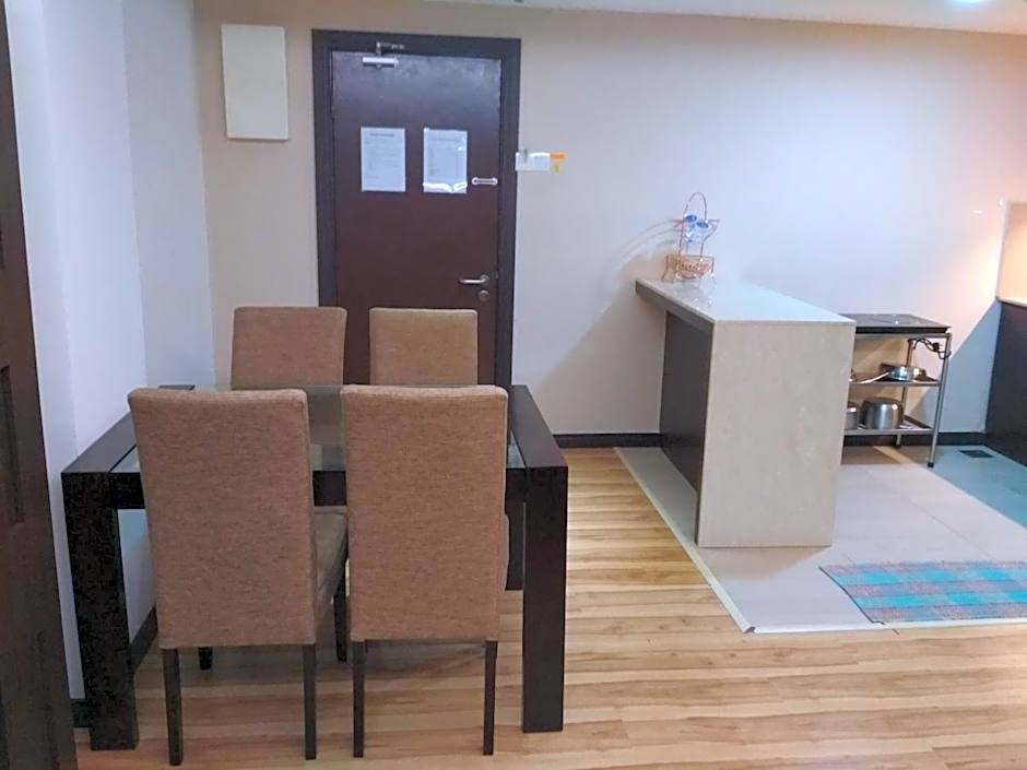 Classy Studio Apartment (KBCP)