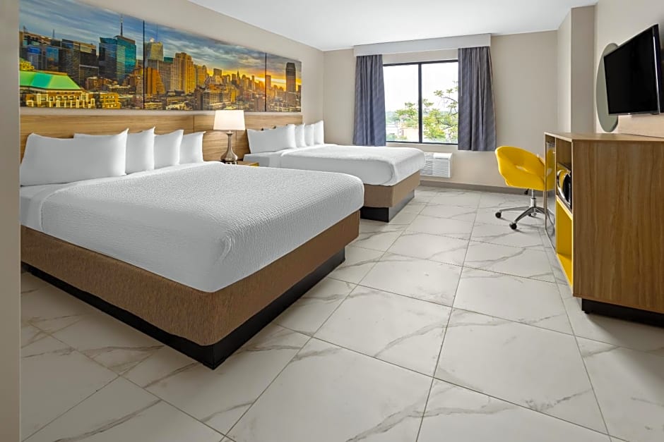 Days Inn by Wyndham Staten Island
