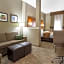 Comfort Suites University