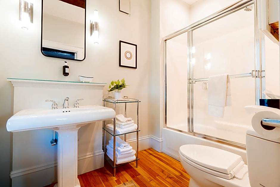 Mercury Hotel Provincetown