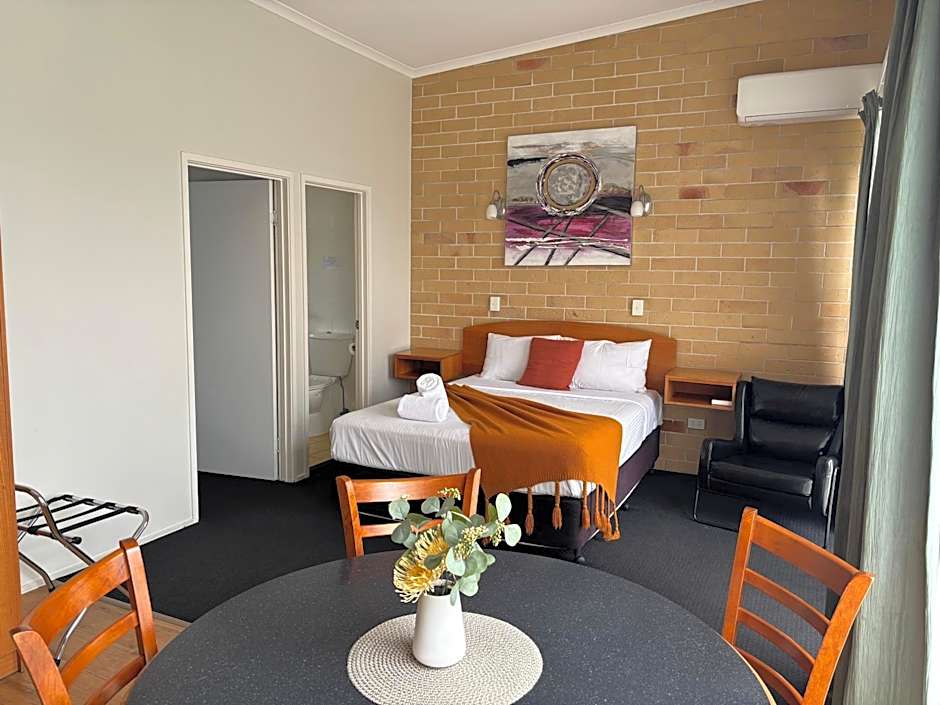 Caboolture Riverlakes Boutique Motel