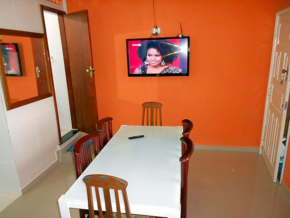 Hostel Tavares Bastos