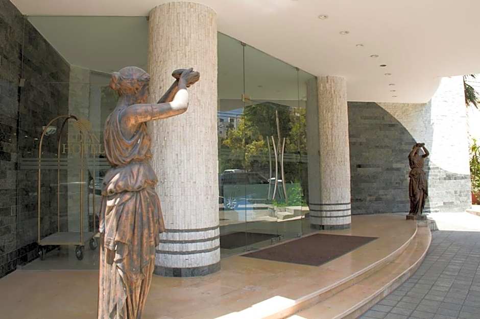 Eden Hotel