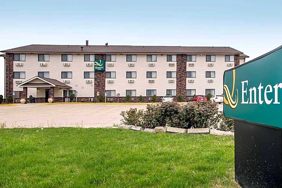 Quality Inn & Suites Bloomington