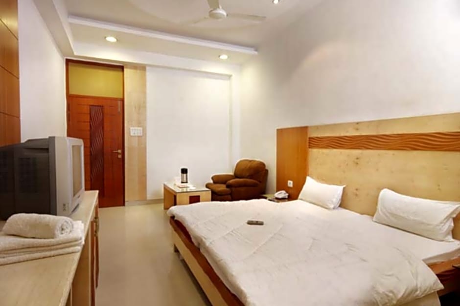 Hotel Mandakini Plaza