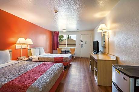 2 Queen Beds | Mobility Accessible Tub Nsmk