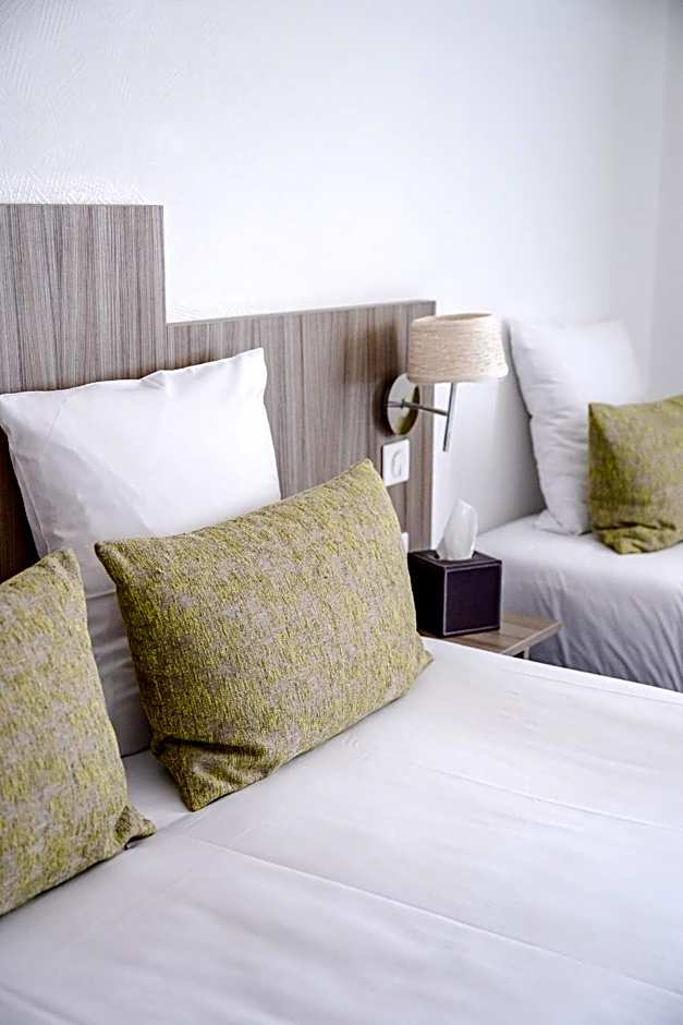 Hôtel La Maison des Croisades - Au pied des Remparts