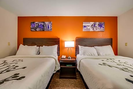 2 Queen Beds, Nonsmoking, Accessible