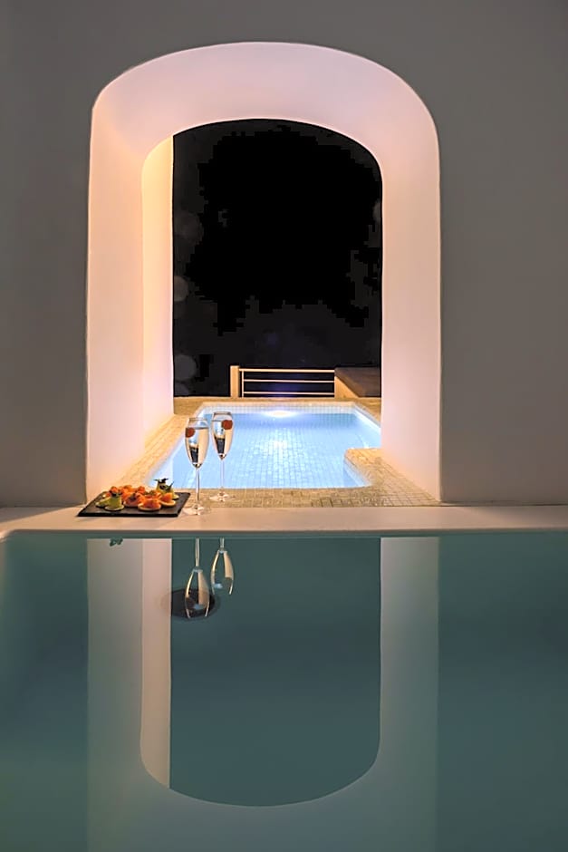 Nefeles Luxury Suites