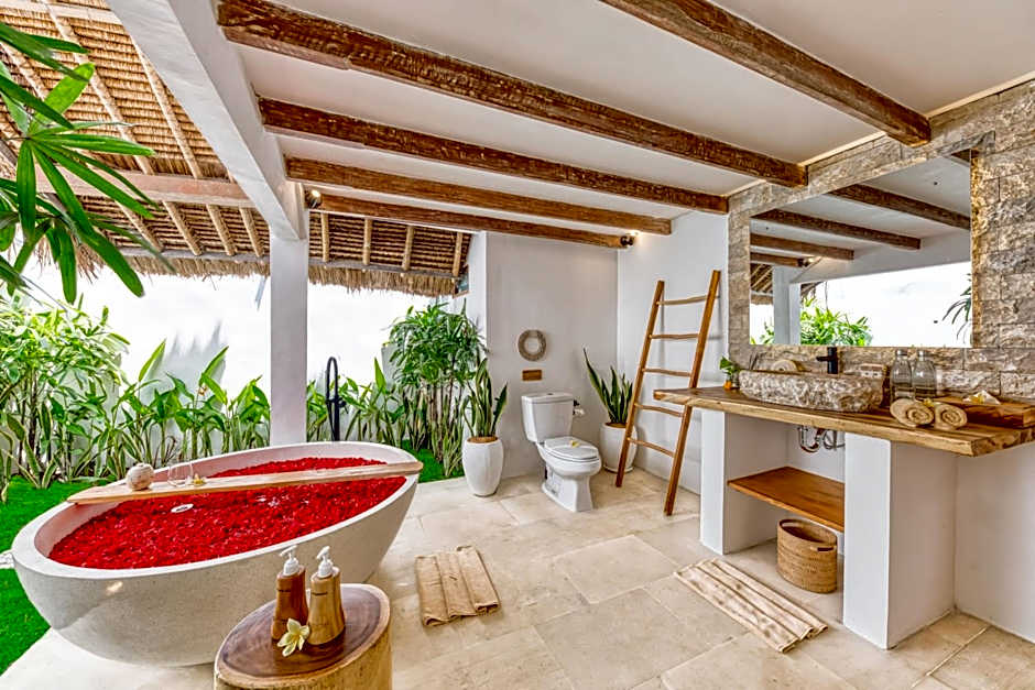 Villa Indigo - 5-BDR with huge pool and garden