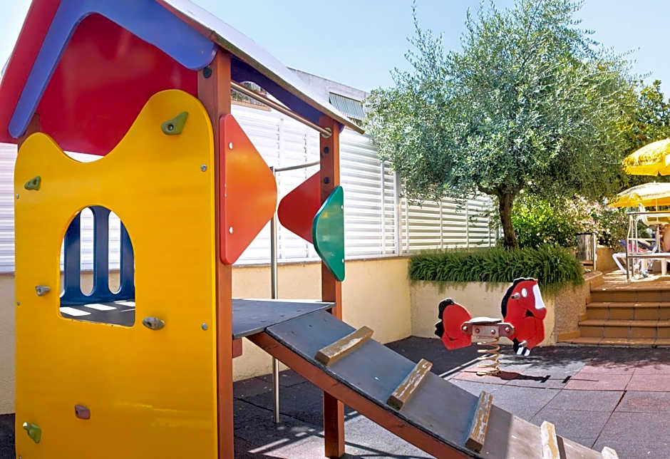 GHT Oasis Tossa & Spa